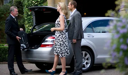 chauffeur service for touring privately